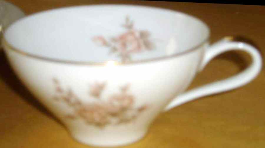 JOH112 Flat Cup by Johann Haviland-1