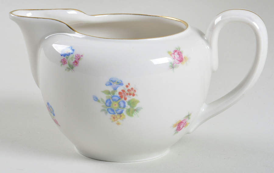 JOH116 Creamer by Johann Haviland-1