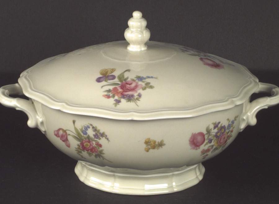 JOH12 Round Covered Vegetable by Johann Haviland-1