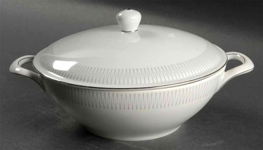 JOH15 Round Covered Vegetable by Johann Haviland-1
