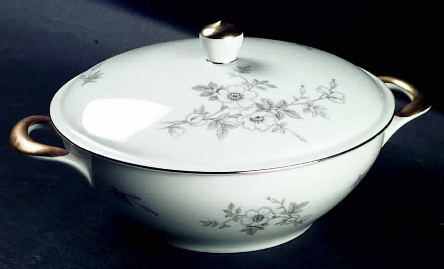 JOH16 Round Covered Vegetable by Johann Haviland-1