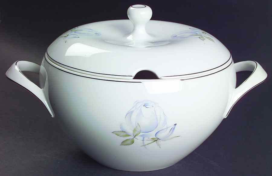 JOH2 Round Covered Vegetable by Johann Haviland-1