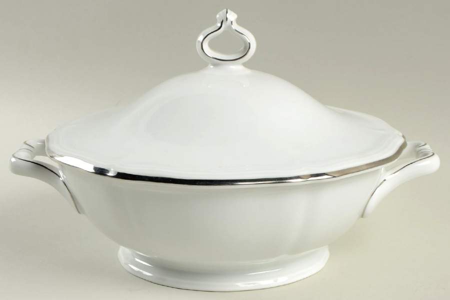 JOH208 Round Covered Vegetable by Johann Haviland-1