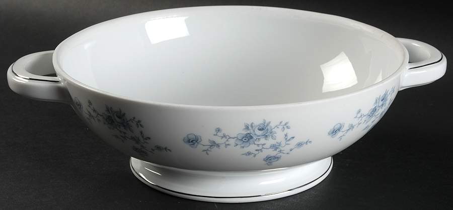 JOH21 Round Vegetable No Lid by Johann Haviland-1