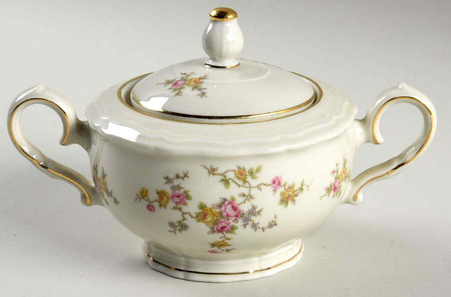 JOH32 Sugar Bowl & Lid by Johann Haviland-1