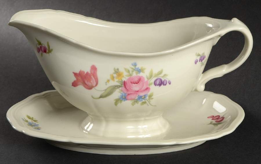 JOH38 Gravy Boat with Attached Underplate by Johann Haviland-1