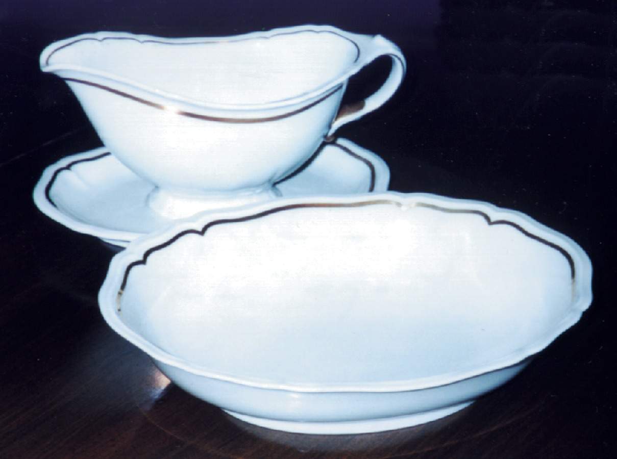 JOH39 Gravy Boat with Attached Underplate by Johann Haviland-1