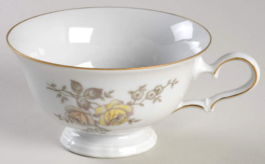 JOH45 Footed Cup by Johann Haviland-1