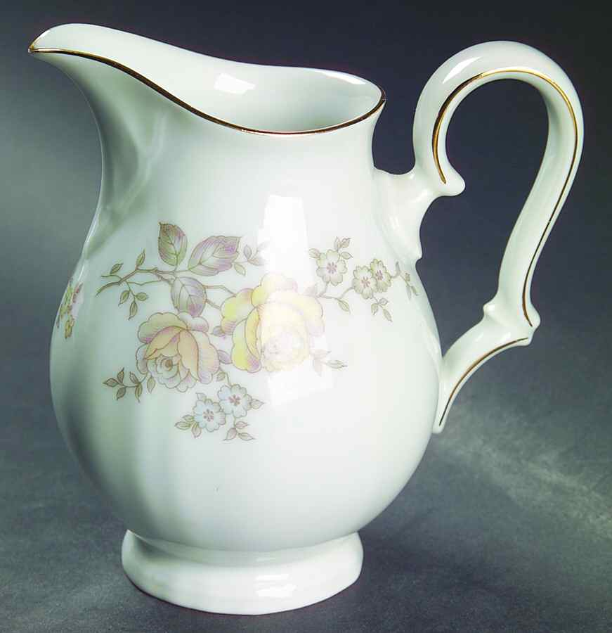 JOH45 Creamer by Johann Haviland-1
