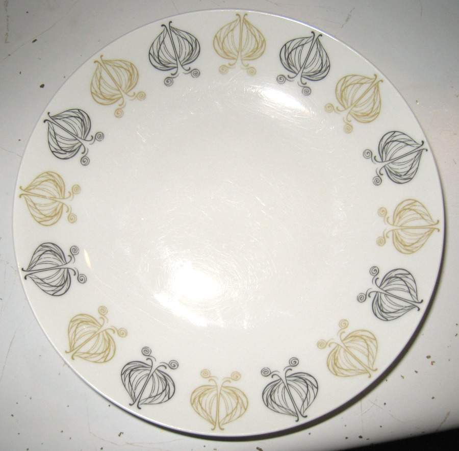 JOH58 Dinner Plate by Johann Haviland-1