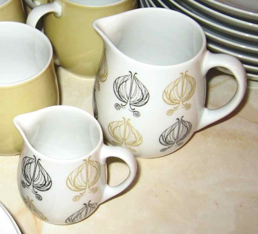 JOH58 Creamer by Johann Haviland-1