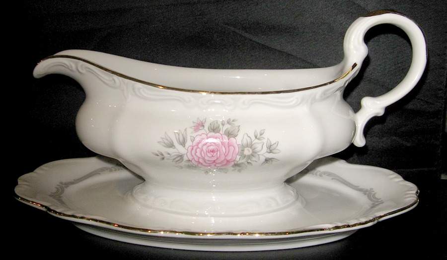 JOH71 Gravy Boat with Attached Underplate by Johann Haviland-1