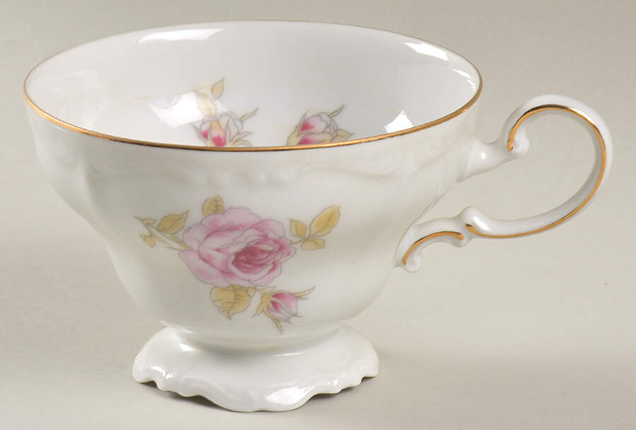 Michelene Footed Cup by Johann Haviland-1