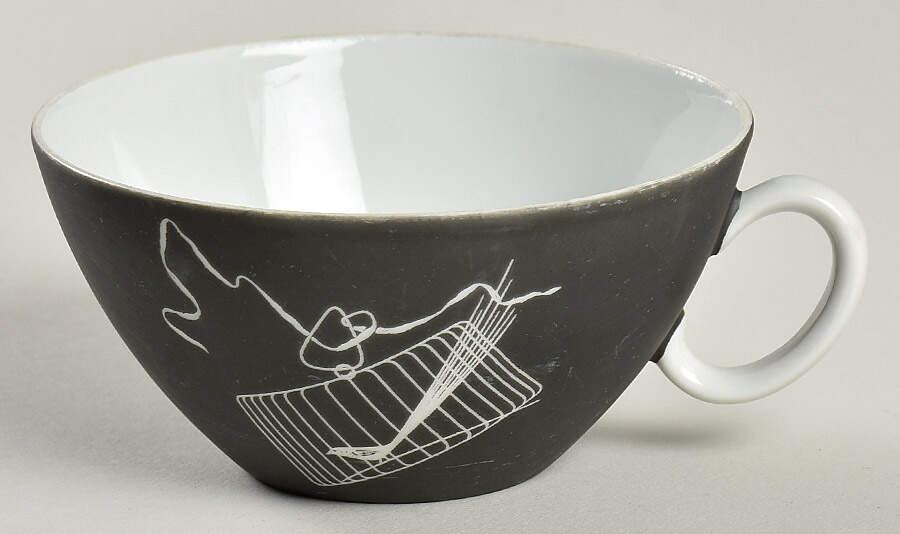 Papageno Flat Cup by Johann Haviland-1