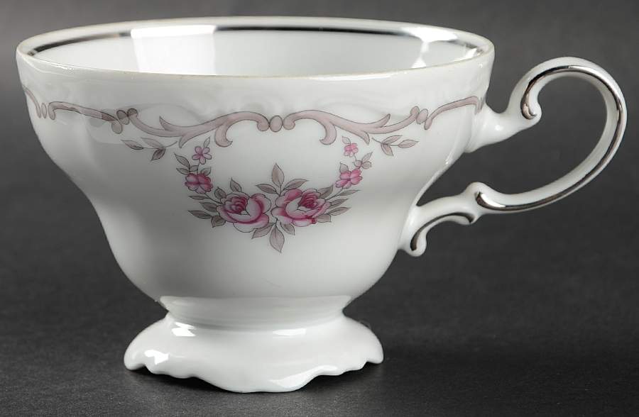 Petit Point Footed Cup by Johann Haviland-1