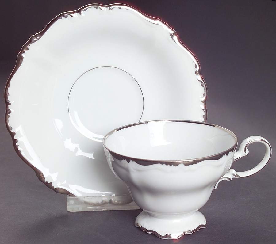 Platinum Baroque Footed Cup & Saucer Set by Johann Haviland-1