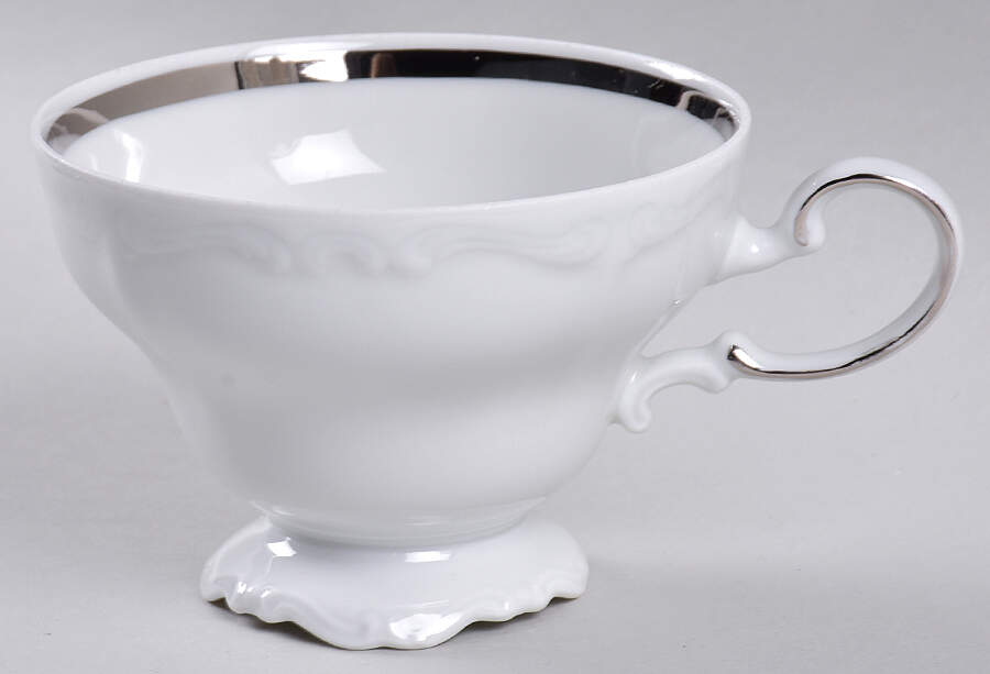 Platinum Baroque Footed Cup by Johann Haviland-1