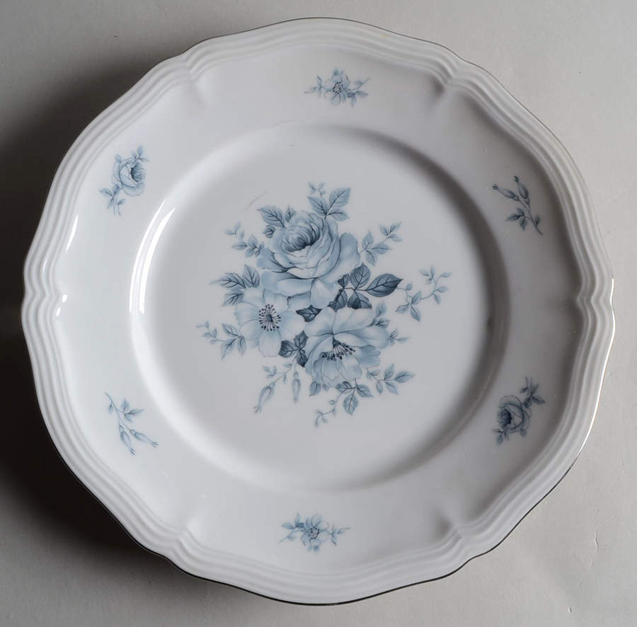 Rosamonde Dinner Plate by Johann Haviland-1