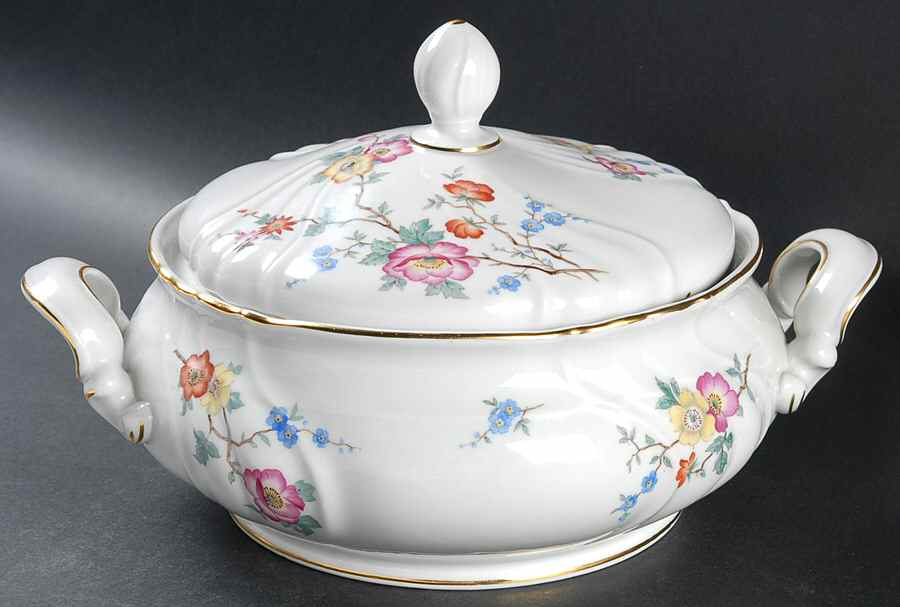 Shanghai Round Covered Vegetable by Johann Haviland-1