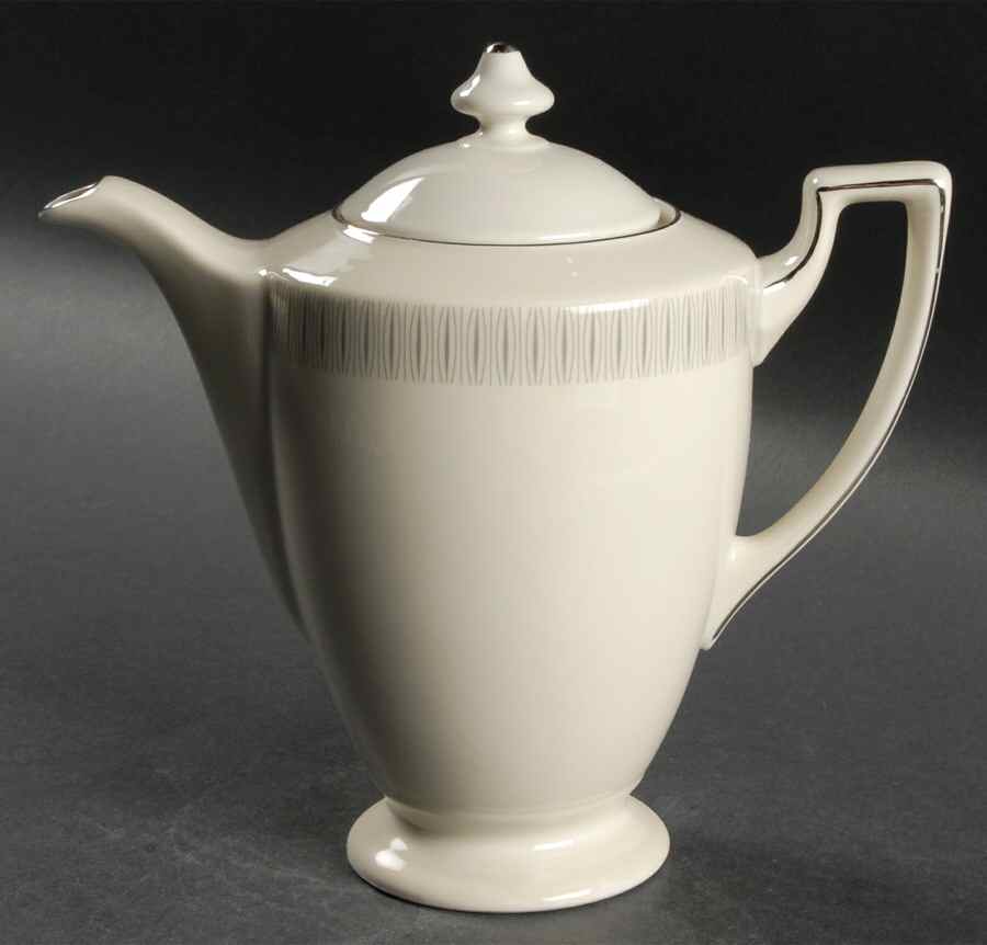 Tuxedo Coffee Pot & Lid by Johann Haviland-1