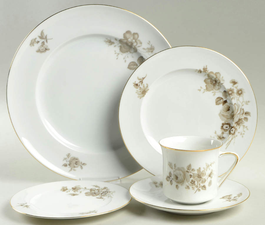 Twilight Rose 5 Piece Place Setting by Johann Haviland-1