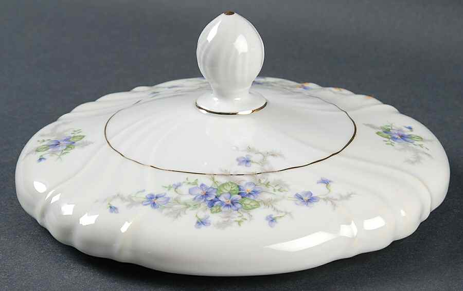 Violets(Newer, Gold Inner Ring, Cream Rim) Lid for Round Vegetable by Johann Haviland-1