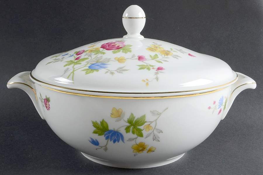 W772 Round Covered Vegetable by Johann Haviland-1
