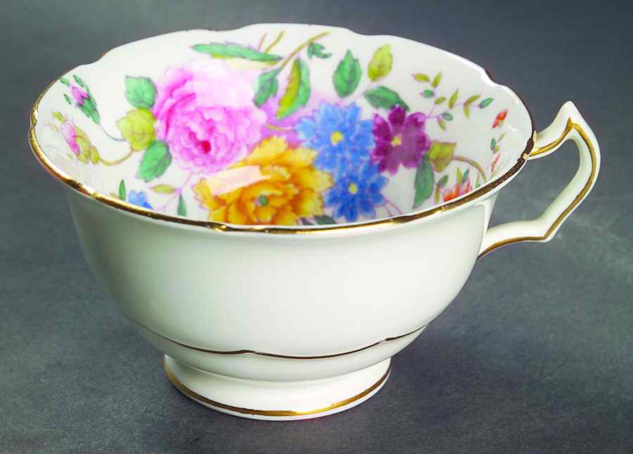 Garden Club Footed Cup by George Jones & Sons-1