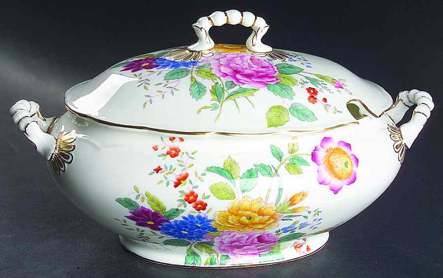 Garden Club Oval Tureen & Lid by George Jones & Sons-1