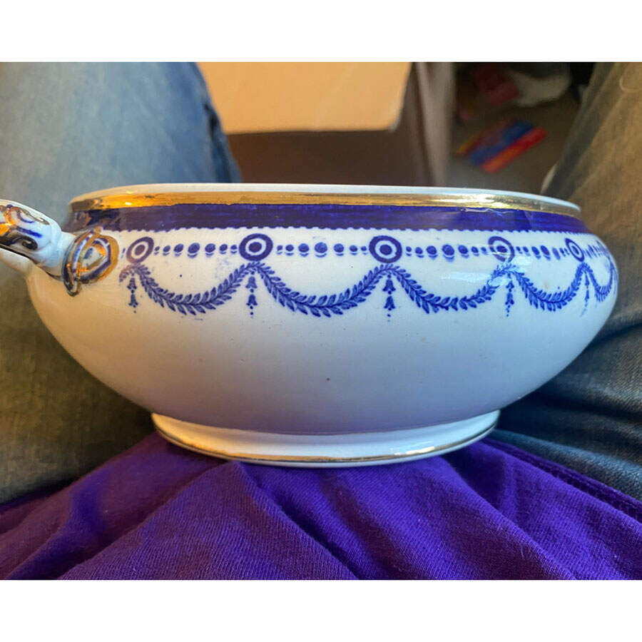 JON21 Oval Vegetable No Lid by George Jones & Sons-1