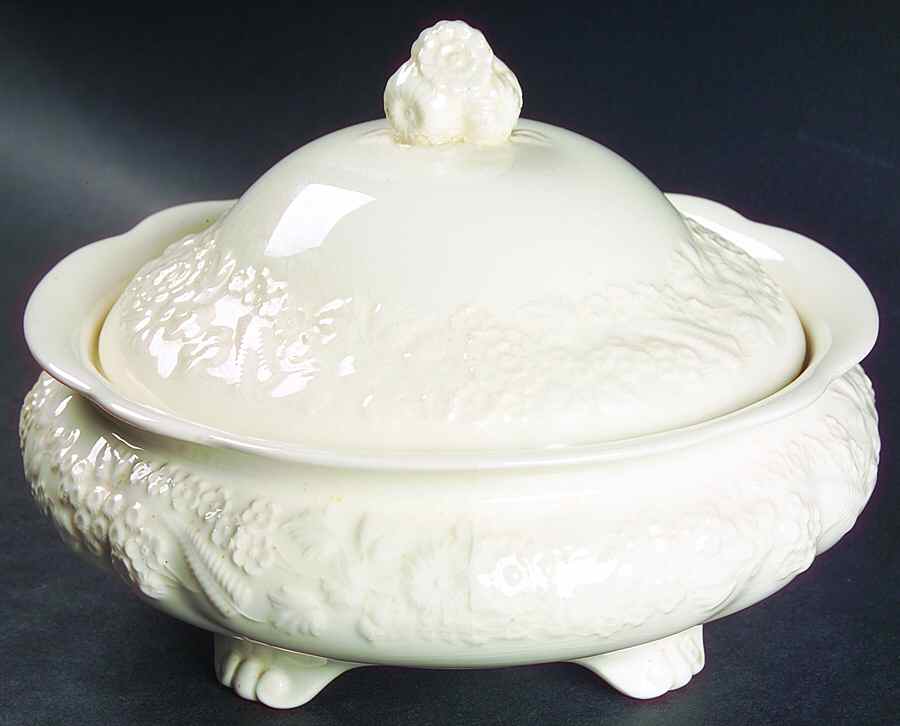 Rhapsody Round Covered Vegetable by George Jones & Sons-1