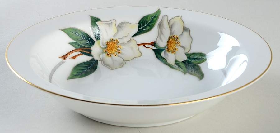 Christmas Rose Rim Soup Bowl by Jyoto-1