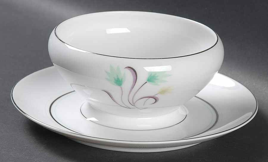 Corinne Gravy Boat with Attached Underplate by Jyoto-1