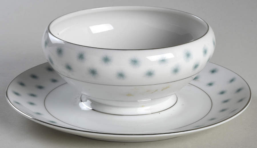Domino Gravy Boat with Attached Underplate by Jyoto-1