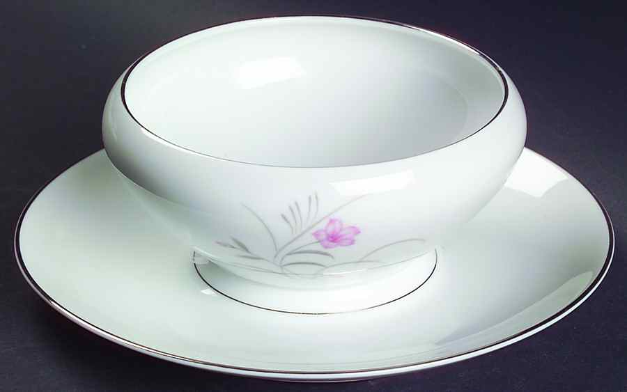 Evelyn Gravy Boat with Attached Underplate by Jyoto-1
