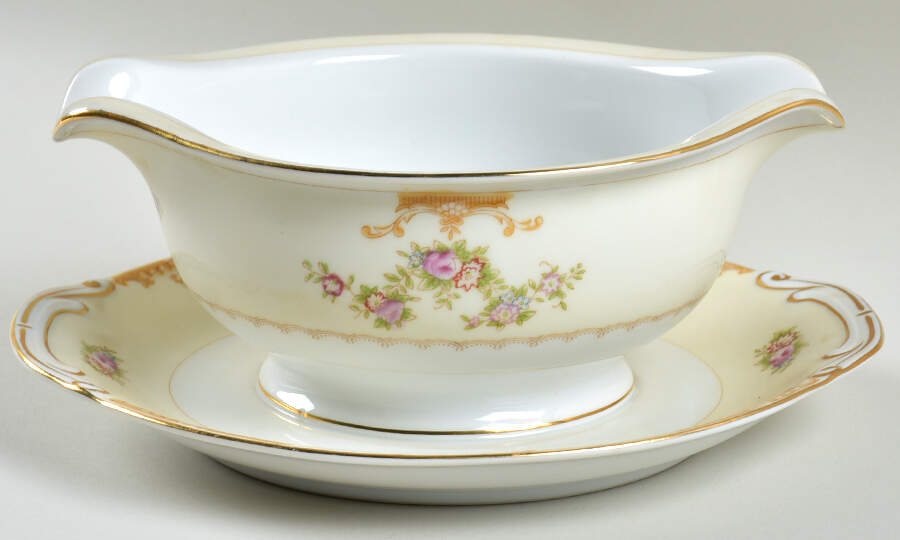 JYO20 Round Gravy Boat/Attached Underplate by Jyoto-1