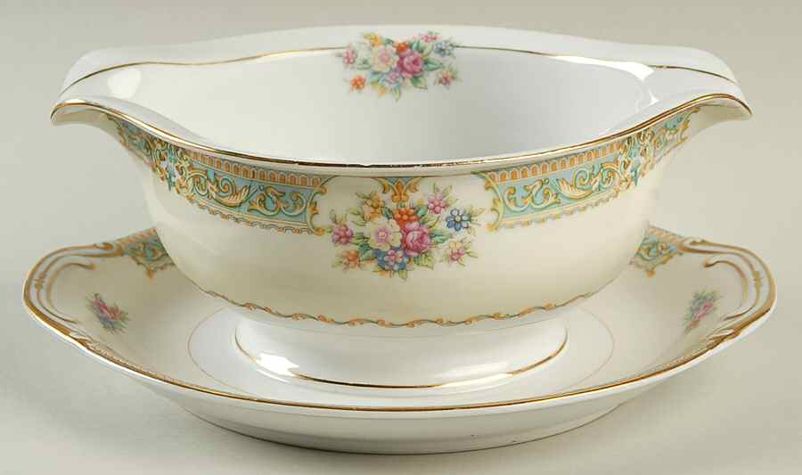 JYO6 Gravy Boat with Attached Underplate by Jyoto-1