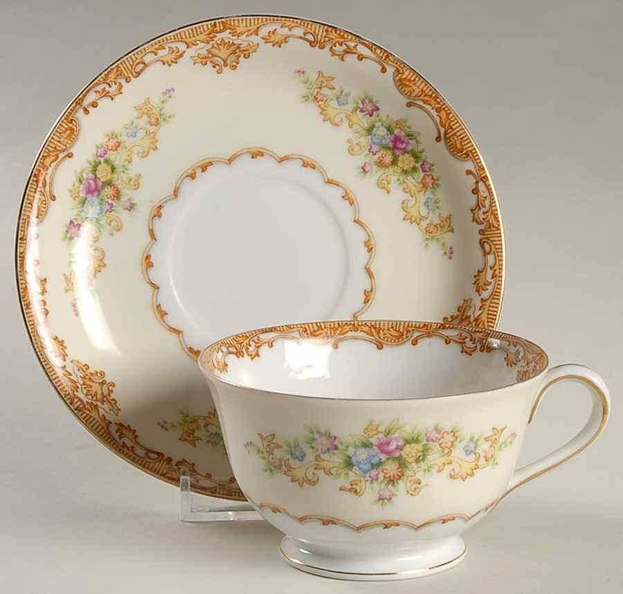 JYO7 Footed Cup & Saucer Set by Jyoto-1