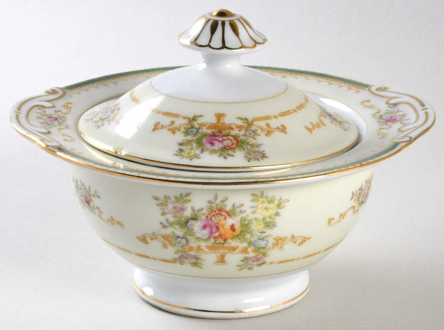 P559 Sugar Bowl & Lid by Jyoto-1