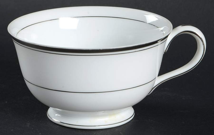 400P Footed Cup by Jyoto-1
