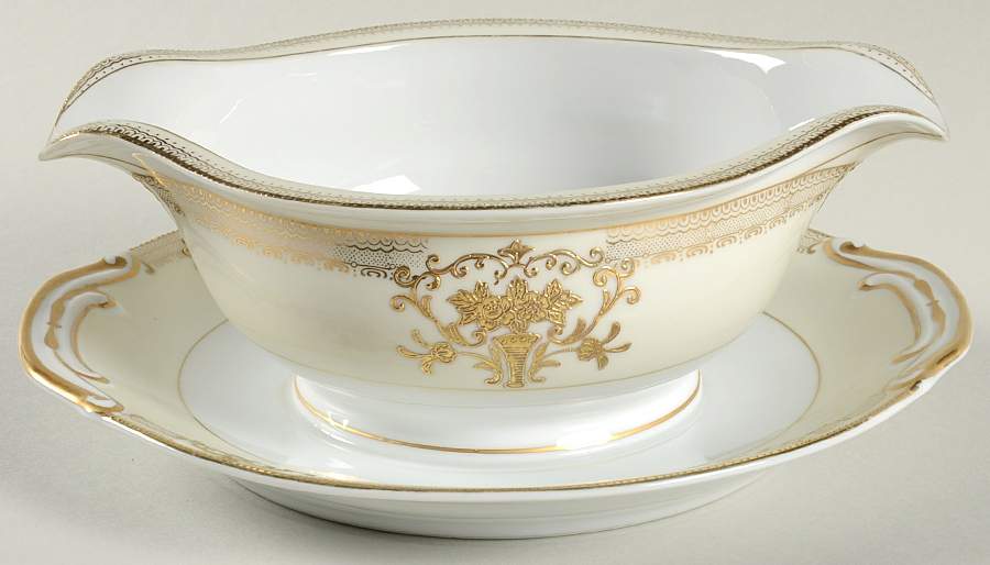 407 Gravy Boat with Attached Underplate by Jyoto-1