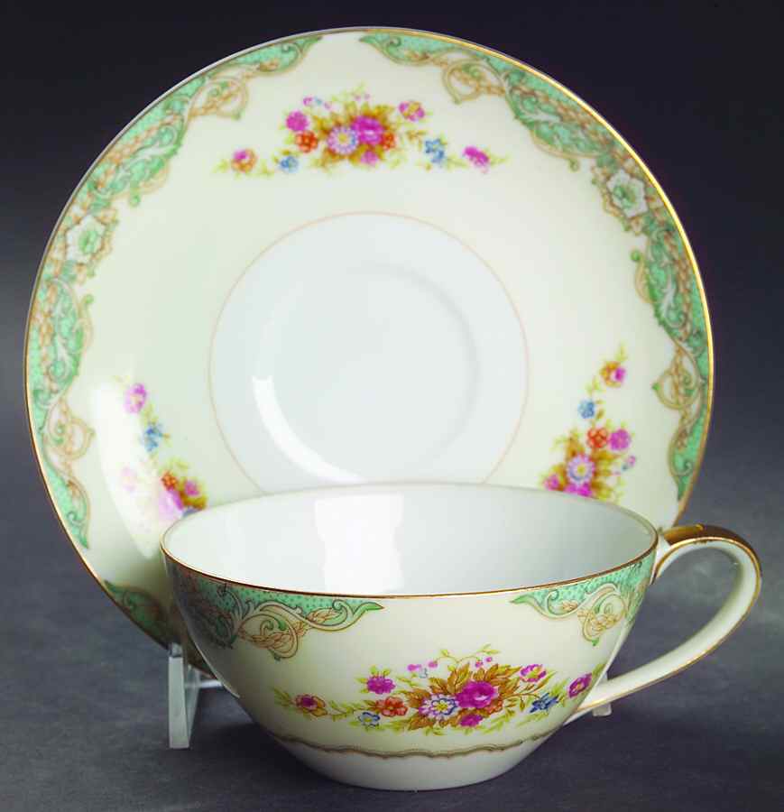 Windsor Flat Cup & Saucer Set by Jyoto-1