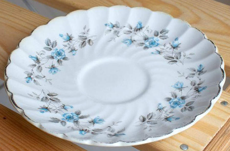 JB309 Saucer by Johnson Brothers-1