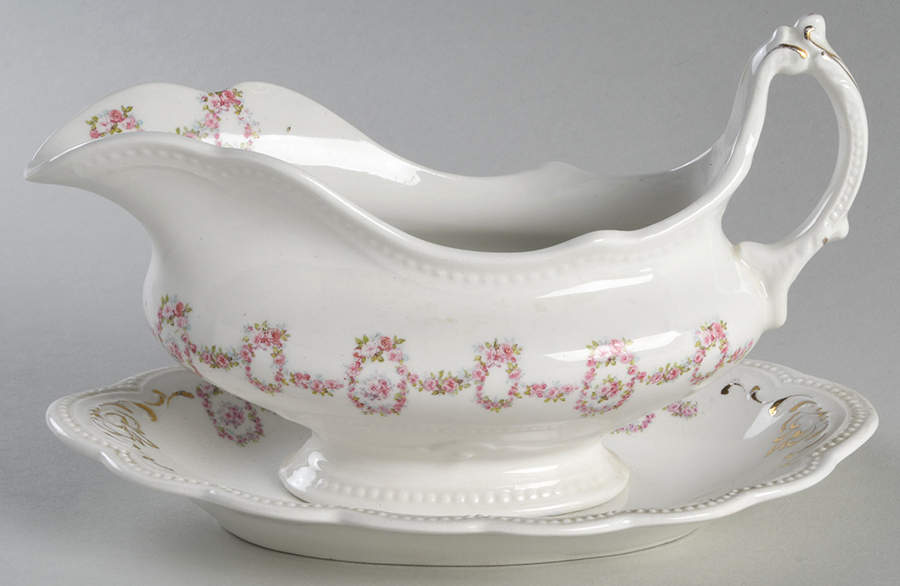 JB313 Gravy Boat & Underplate by Johnson Brothers-1