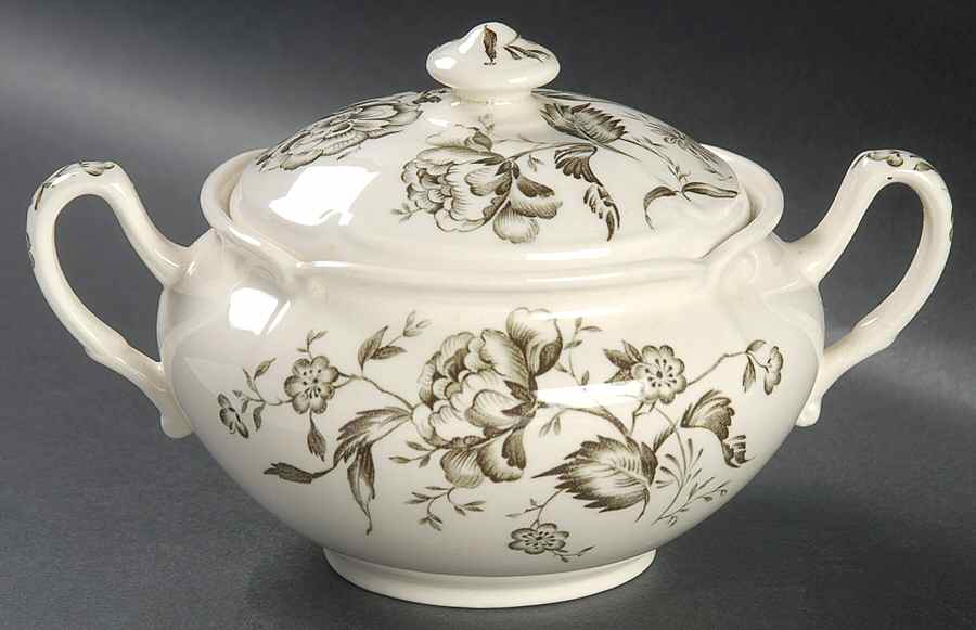 Maydelle Sugar Bowl & Lid by Johnson Brothers-1