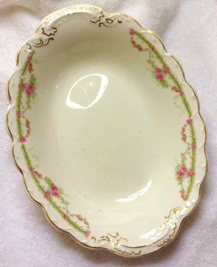 JB364 9" Oval Vegetable Bowl by Johnson Brothers-1