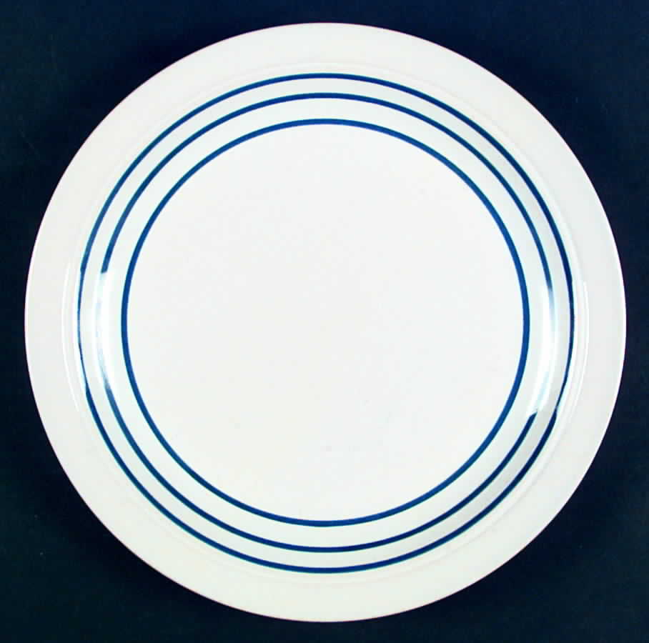 Connecticut Litchfield Dinner Plate by International-1