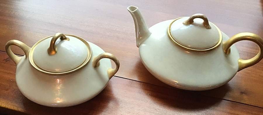 Roman Teapot & Lid by Jaeger-1