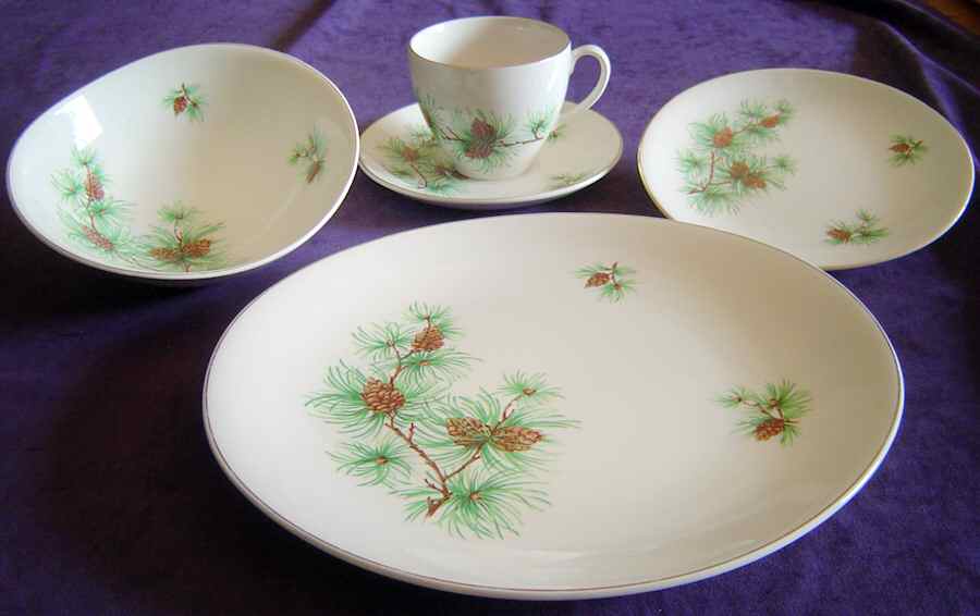 JB371 12" Oval Serving Platter by Johnson Brothers-1