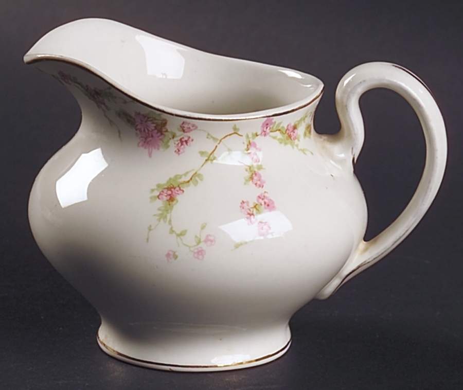 JB374 Creamer by Johnson Brothers-1